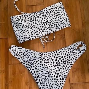 Bathing suit/ strapless stop size Large Brand New